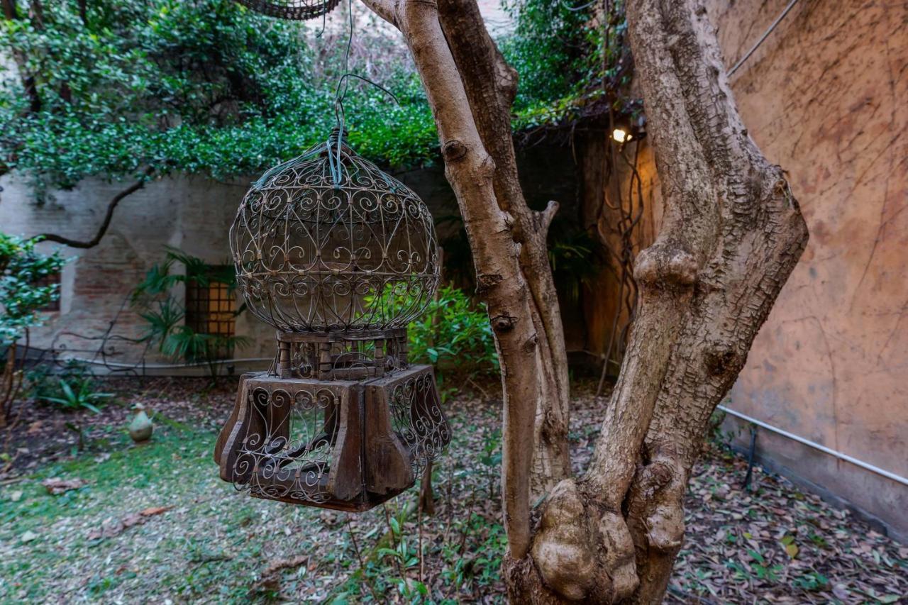 Suite Aldrovandi, With Private Garden Bolonha Exterior foto