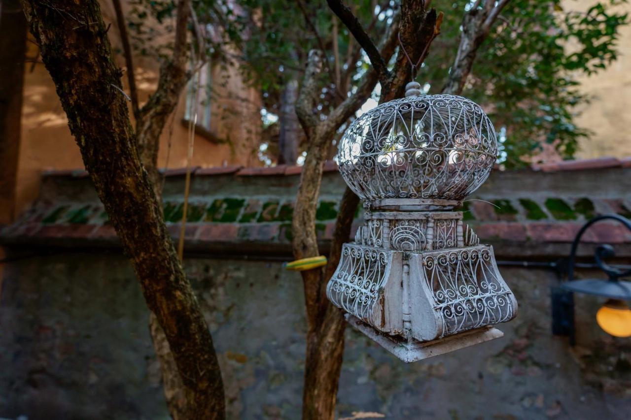 Suite Aldrovandi, With Private Garden Bolonha Exterior foto